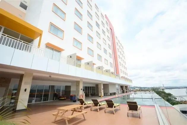 HARRIS Hotel Samarinda - Genel