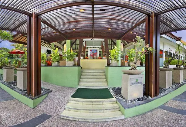 Harris Hotel Tuban - Lobi
