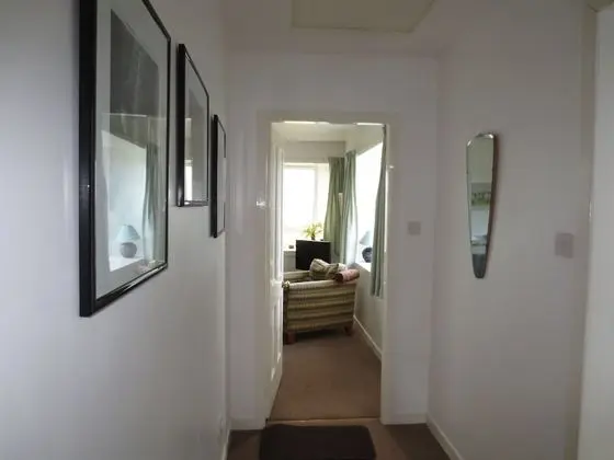 Harris White Cottage - Lobi