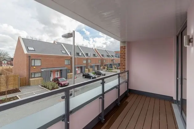 Harrow City Apartment - Dış Mekan