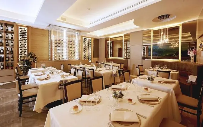 Harry's Bar Trevi Hotel & Restaurant - Yerinde Yemek