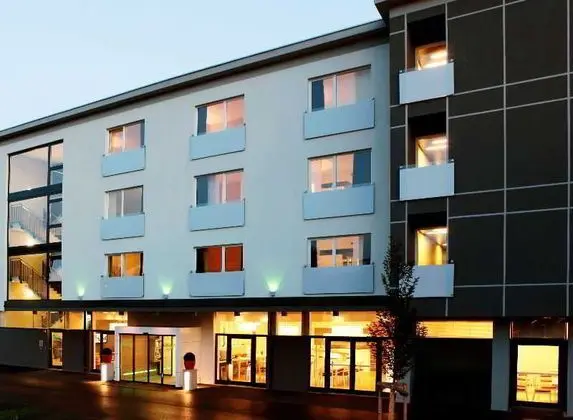 Harry´s Home Linz - Genel