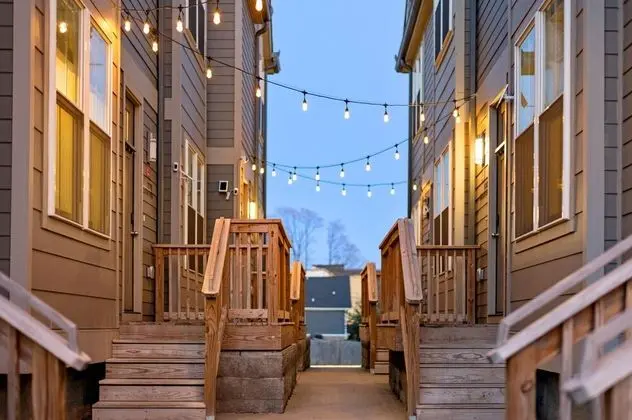 Hart Suite 14 by Avantstay Gorgeous Town House w/ Modern Amenities in Nashville!