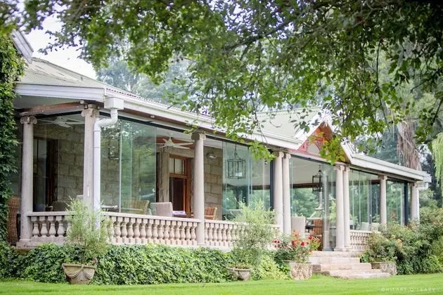 Hartford House