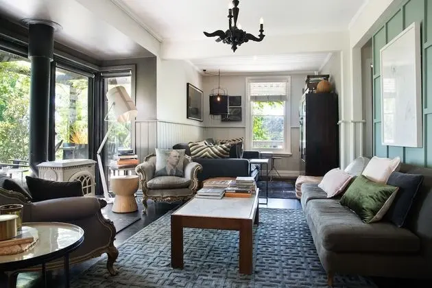Harts Lane Haus
