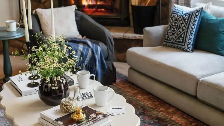 Hartwood by Avantstay Cozy Big Bear Abode w/ Spacious Deck & Stone Fireplace - İç Mekan
