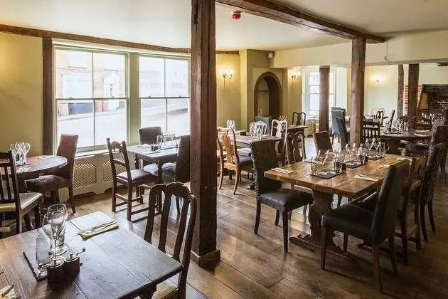 The Harvard Inn - Yerinde Yemek