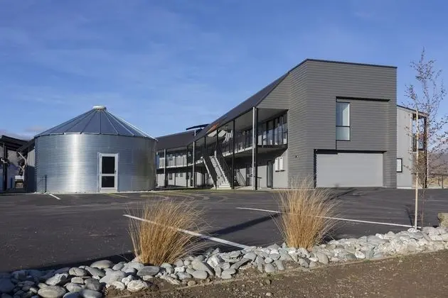 Harvest Park Studios - Lobi