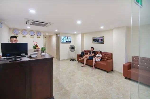 Harvey Hotel & Apartments - Lobi