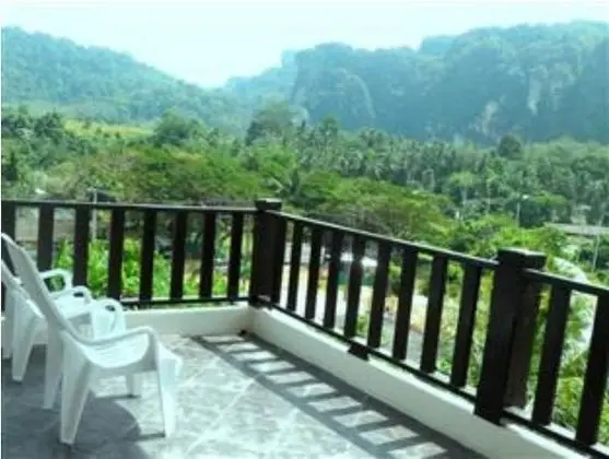 Hasna Palace