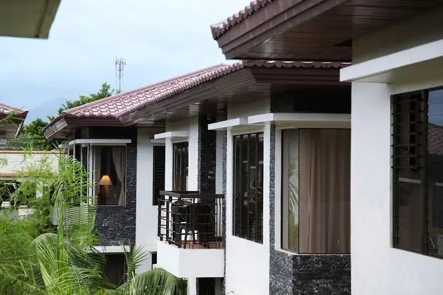 Hassaram Courtyard