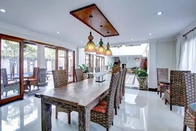 Hastinapura Residence - Yerinde Yemek