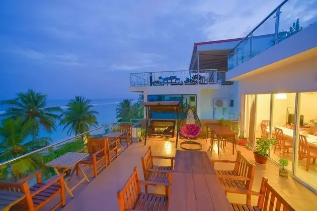HATHAA BEACH MALDIVES