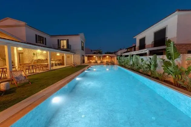 Hatica By Fora Alaçatı