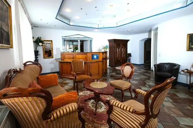 Hotel Haus am Walde - Lobi
