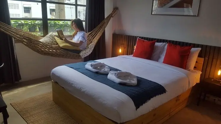 Haus Sathorn 11 Bed & Breakfast - Oda