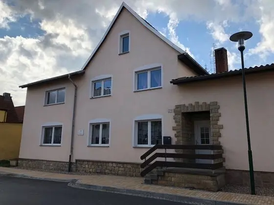 Haus vorm Wald - 1