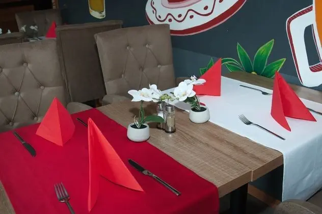 Hotel Hausen Obertshausen Frankfurt - Yerinde Yemek
