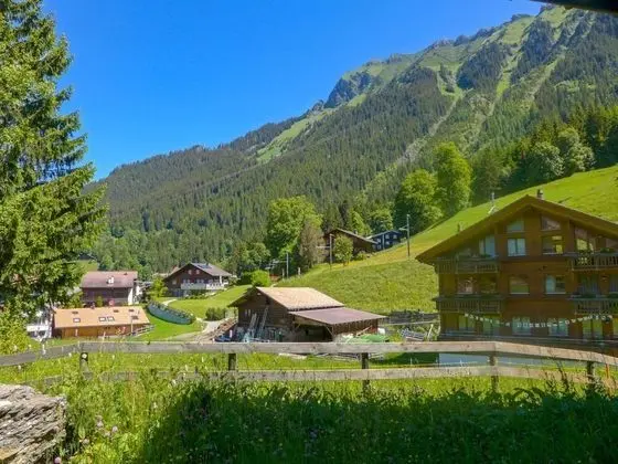 Haush Lfte B Rnermutz Lauterbrunnen