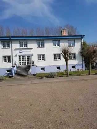 HausÜberLand - 1