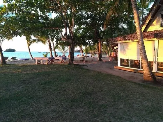 Have a Relaxing Vacation Right on the Beach Enjoying the Locations Amenities