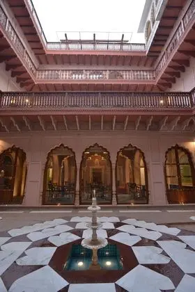 Haveli Dharampura - Lobi