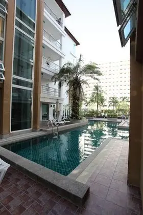 The Haven Lagoon Condo Patong - Havuz