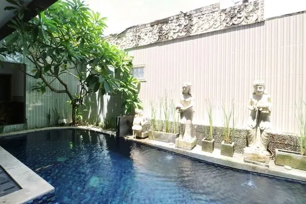 Hawaii Bali Hotel - Havuz