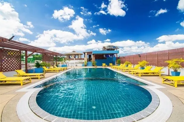 Hawaii Patong Hotel