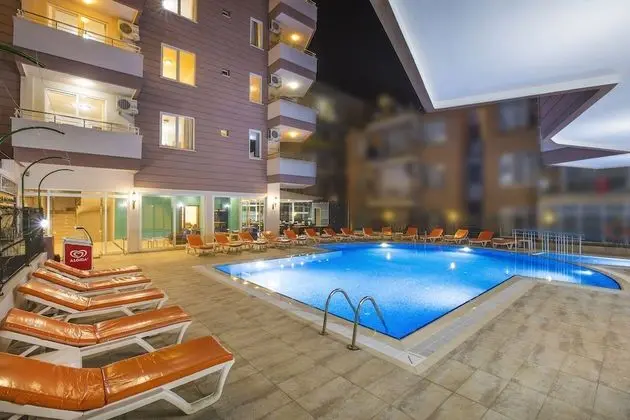 Hawaii Suite Beach Hotel - Havuz