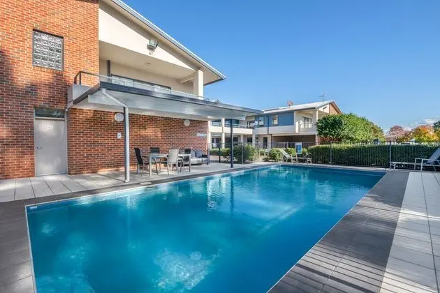 Hawkesbury Race Club Motel - Havuz