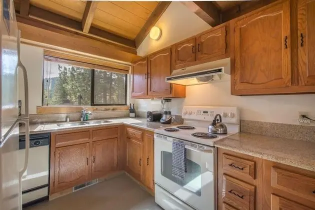 Hawk's Eye by Avantstay Cozy Condo w/ Views & Access to Northstar Resort Community - İç Mekan