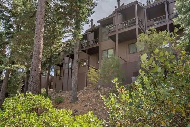 Hawk's Eye by Avantstay Cozy Condo w/ Views & Access to Northstar Resort Community - İç Mekan