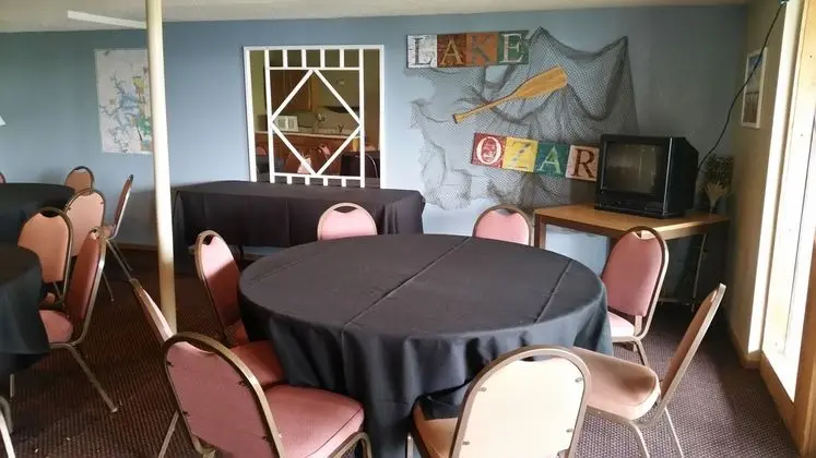 Hawk's Nest Lodge