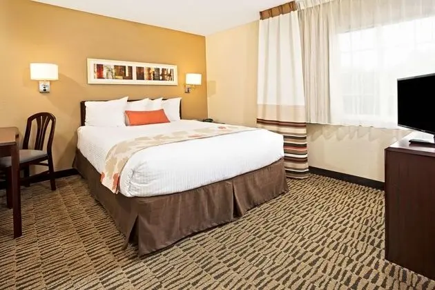 HAWTHORN SUITES BY WYNDHAM CINCINNATI BLUE ASH