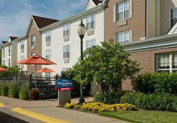 Hawthorn Suites by Wyndham Cincinnati NE Mason