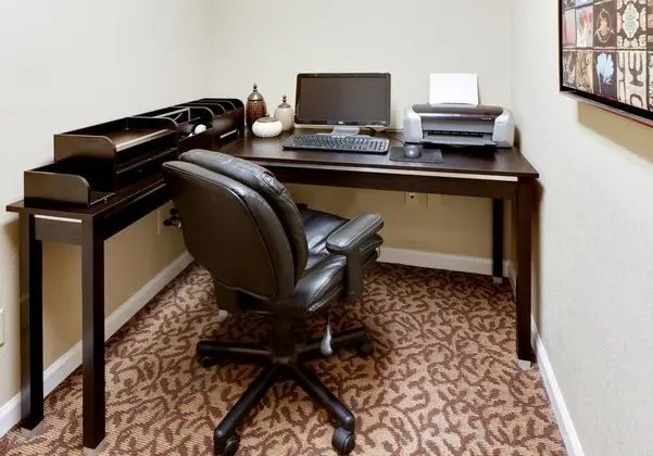 HAWTHORN SUITES BY WYNDHAM WICHITA EAST