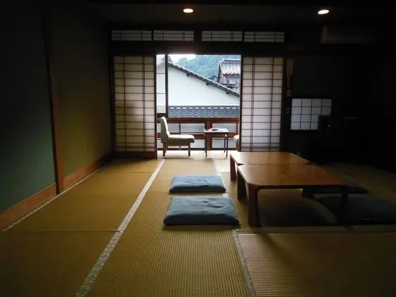 Hayakawa Economy Inn - Oda