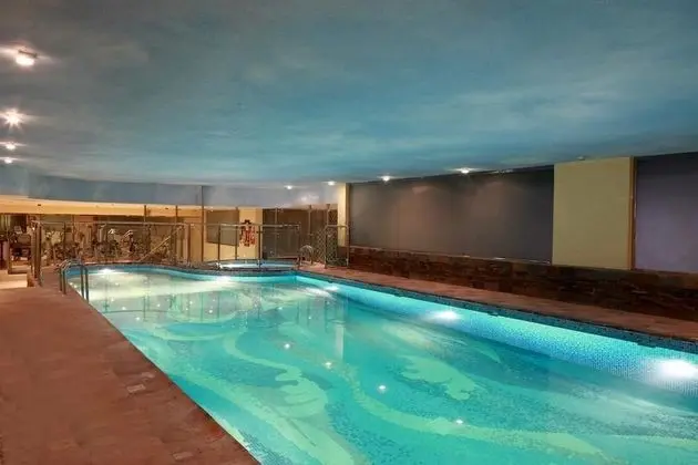 Hayatt Home Hotel - Havuz