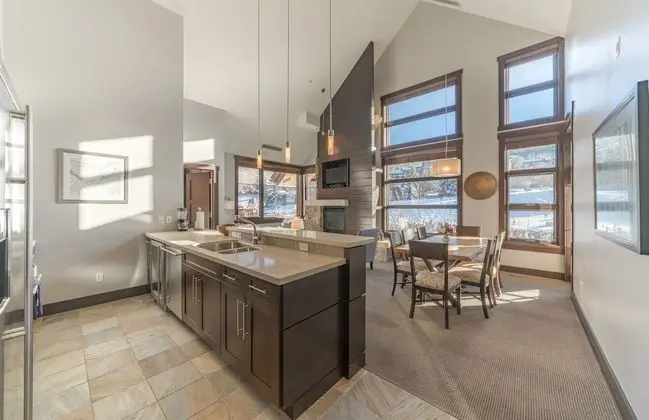 Hayden Lodge by Snowmass Mountain - Mutfak