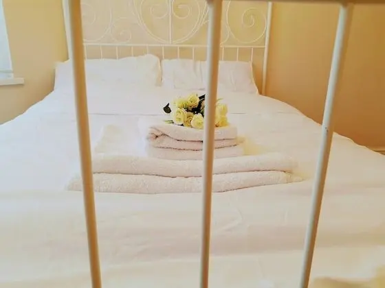 The Hazeldene Apartment - Öne Çıkan Resim