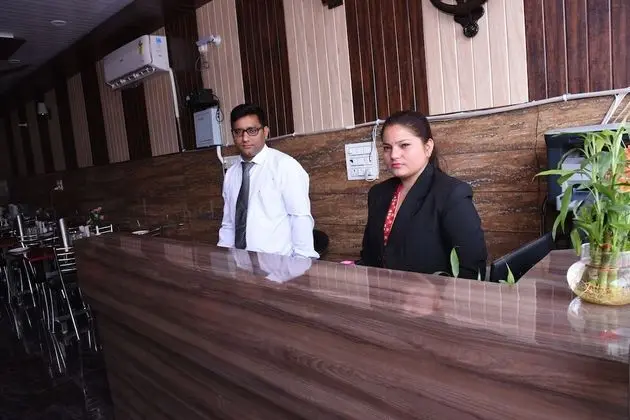 HBC Hotel Accurate - Lobi