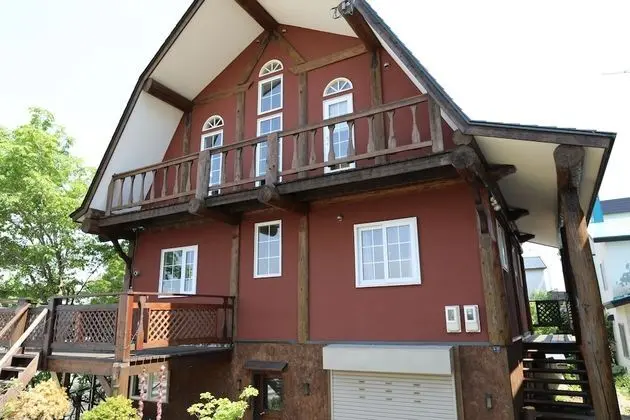 HDO Luxury Log House