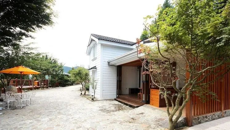 He Fong Villa