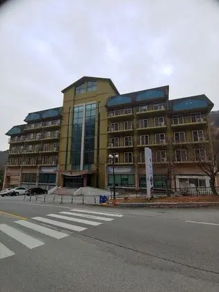 Healingnsajo resort Chungju Suanbo - Dış Mekan