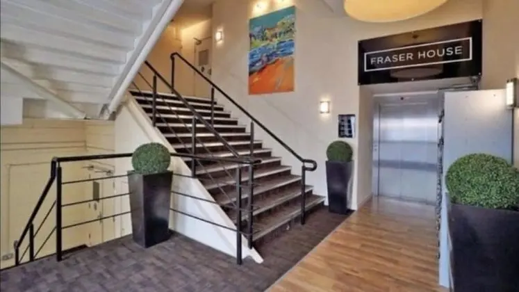 Heart OF Aberdeen City Centre 3 Bedrooms Apartment