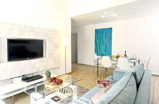 Heart of TLV-Modern wBalcony- 3BD & 3BR - İç Mekan