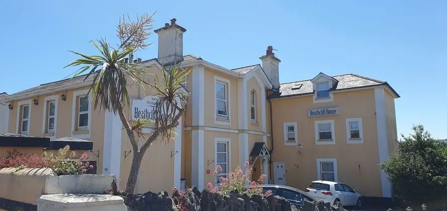 Heathcliff House - Öne Çıkan Resim