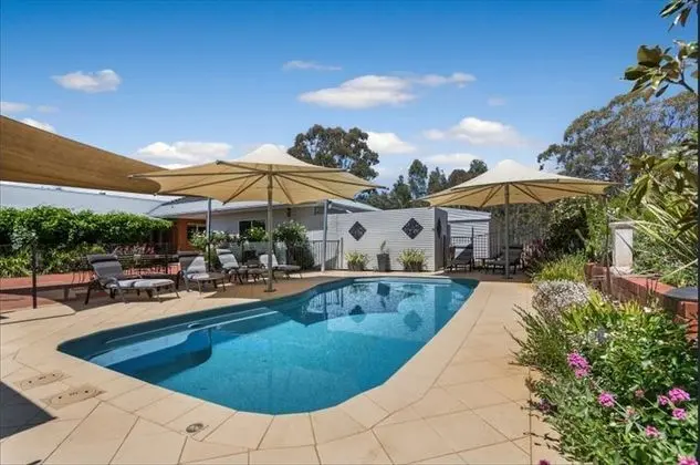 Heathcote Holiday FarmStay 5BRM Villa - Havuz