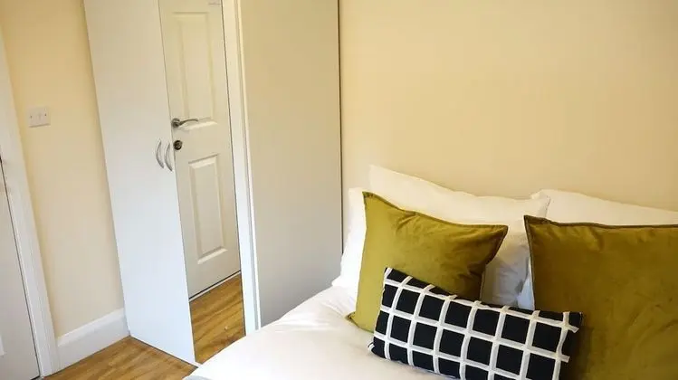 Heathrow Ensuites Rooms - Oda Manzaraları